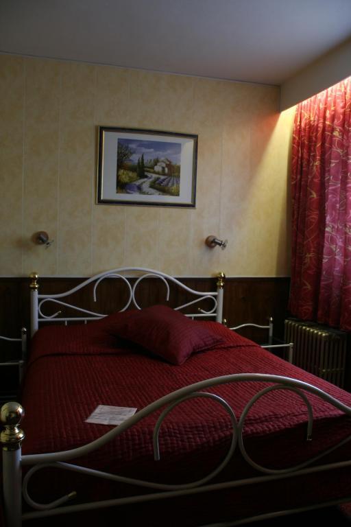 Le Grand Hotel Мобеж Номер фото
